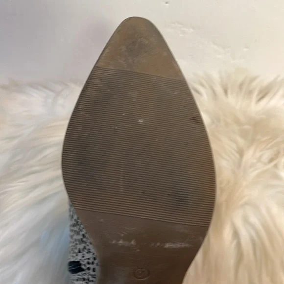 SERRA ANKLE BOOTies SIDE ZIP 3 Inch Heel Accent Angle -7- #0102 - Picture 6 of 9